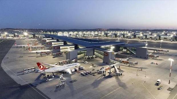 İstanbul Havalimanı yolcu sayısında zirveyi gördü