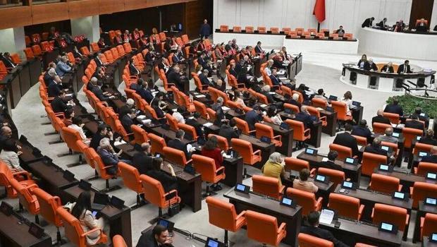 Son dakika... Yabancı dijital konaklama platformlarına sınırlama geliyor: Belge ücreti 5 milyon TL