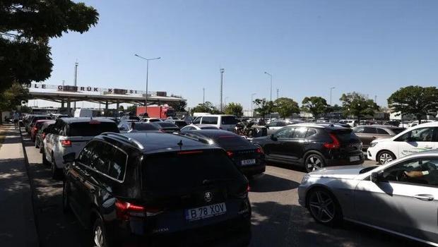Yurt dışından geçici getirilen araçlara ilişkin esaslar yeniden belirlendi