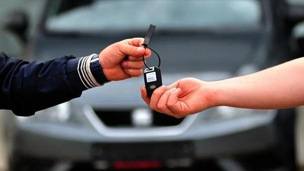 İkinci el araç satışlarında 16,8 milyon kişi kilometre ve hasar kaydı sorguladı