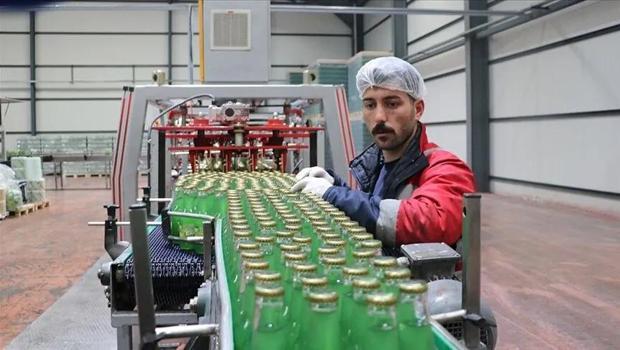 Erzincan`ın |||ekşi su||| olarak bilinen maden suyuna yoğun ilgi