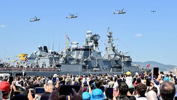 TEKNOFEST Mavi Vatan`ın ikinci gününde vatandaşlardan |||milli gurur||| vurgusu