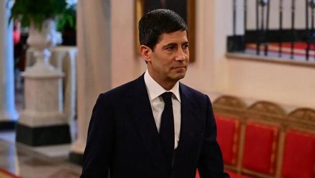 Fed Başkanı Warsh`tan faiz artırımı sinyali: Enflasyon hâlâ yüksek