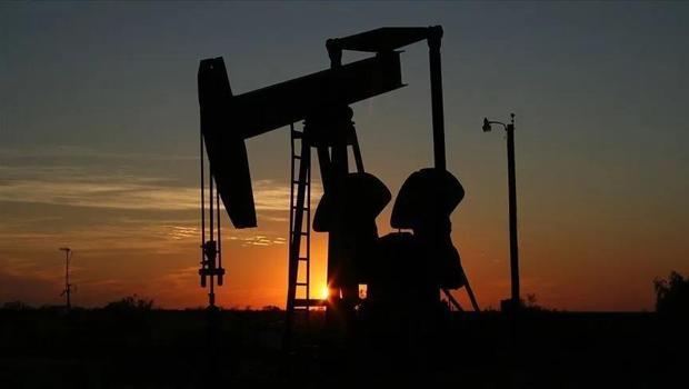 Brent petrolün varili 106 dolardan işlem görüyor