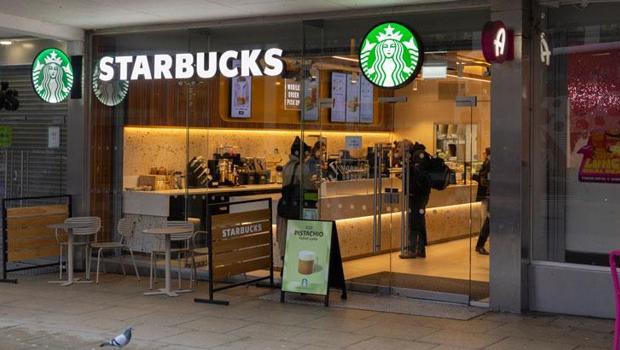Kahve devinde alarm zilleri! Starbucks 250 şubesini kapatıyor