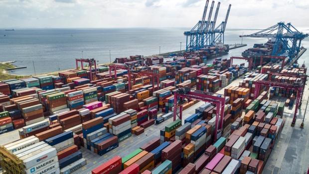 Türkiye`nin AB ülkelerine ihracatı 82 milyar dolara yaklaştı