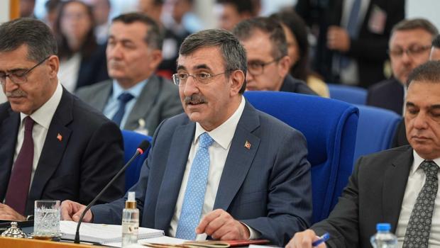 Cumhurbaşkanı Yardımcısı Yılmaz: Yatırımcı ile manipülatörü birbirine karıştırmıyoruz