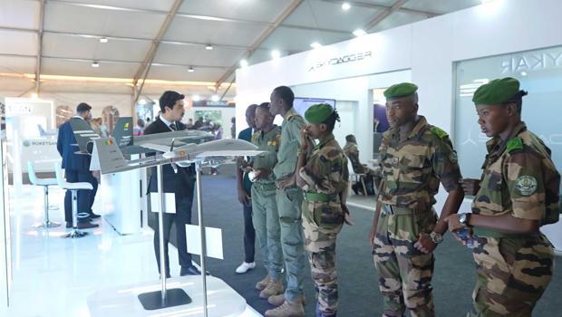 Modern savunma teknolojileri Afrika`da vitrine çıkıyor