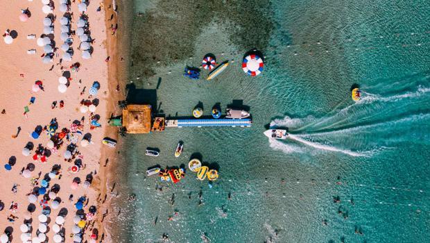 Türkiye`nin 2027`de 70 milyar dolar turizm gelirine ulaşması hedefleniyor