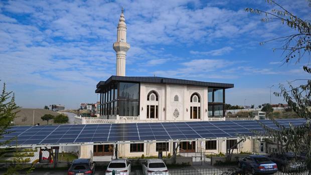 Ankara`da bir cami güneş enerjisiyle elektrik faturasını sıfırladı