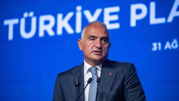 Bakan Ersoy: Türkiye turizmde istikrar adası olarak öne çıkıyor