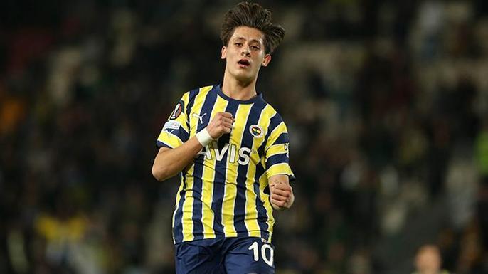 Fenerbahçede Jorge Jesus transfer hedeflerini belirledi Listede sürpriz isimler var