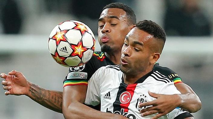 Beşiktaşta Alex Teixeira depremi