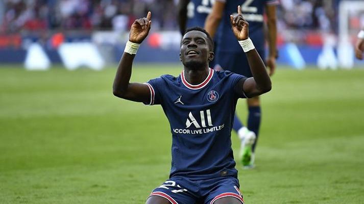 Galatasarayın Idrissa Gueye transferinde flaş gelişme Fransız basını duyurdu