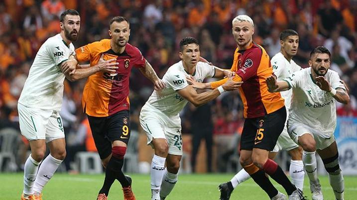 Galatasarayda Nwakaeme ve Cengiz Ünder gelişmesi Canlı yayında transfer için tarih verdi