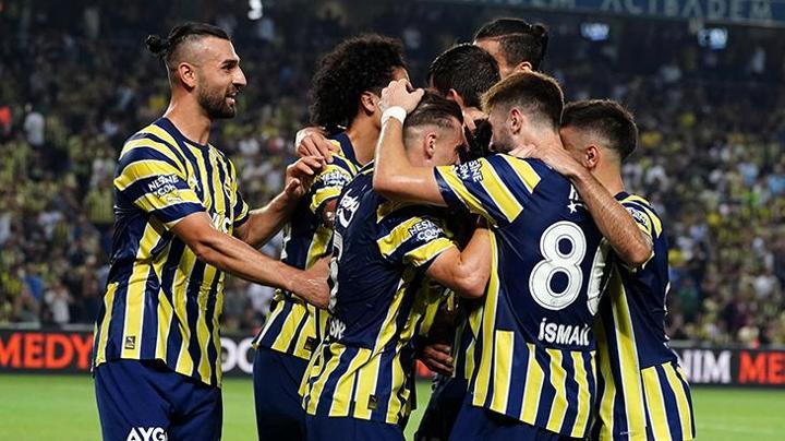 Fenerbahçede Ocak ayında iki ayrılık birden FIFA tehlikesi yüzünden bekletiliyor