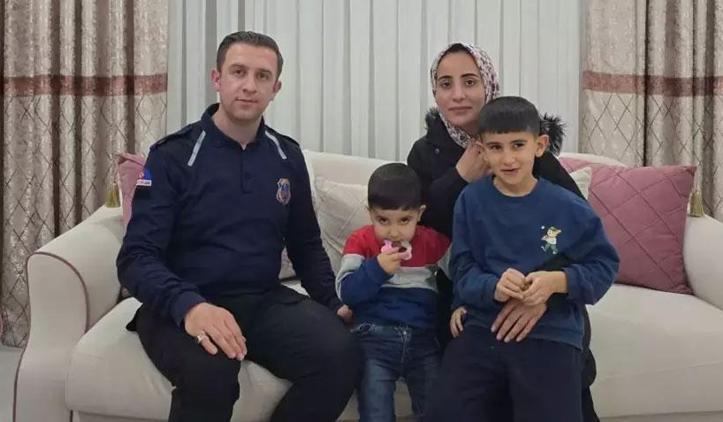 Kazada mahsur kalan anne ve iki çocuğa cezaevi personelinden yürek ısıtan yardım