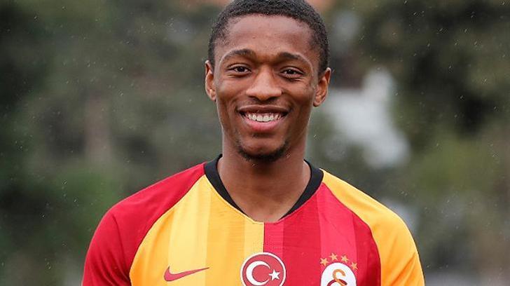 İbrahim Üzülmezin ilk transferi Galatasaraydan