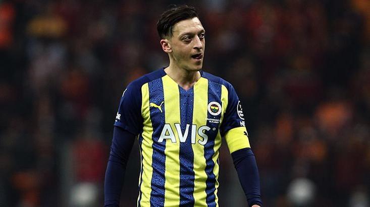 Canlı yayında transferi açıkladı: Fenerbahçeye gelmeye hazır