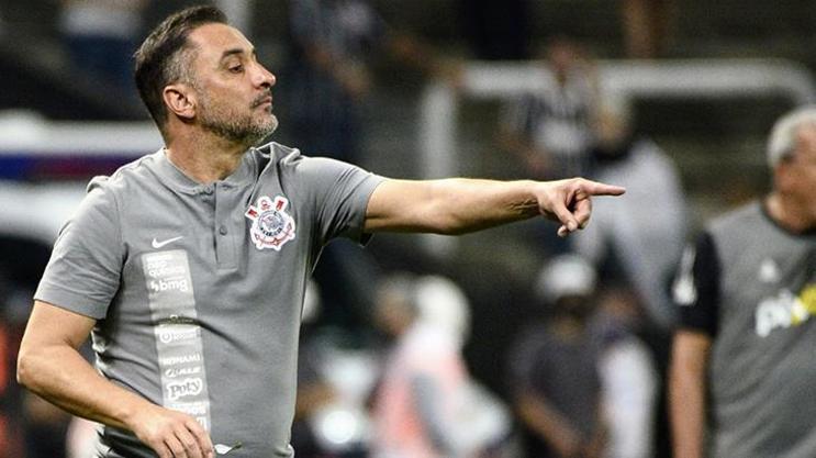 Vitor Pereirayı çıldırtan soru: Bu kabalık Futbolla alakası olmayan bir konu
