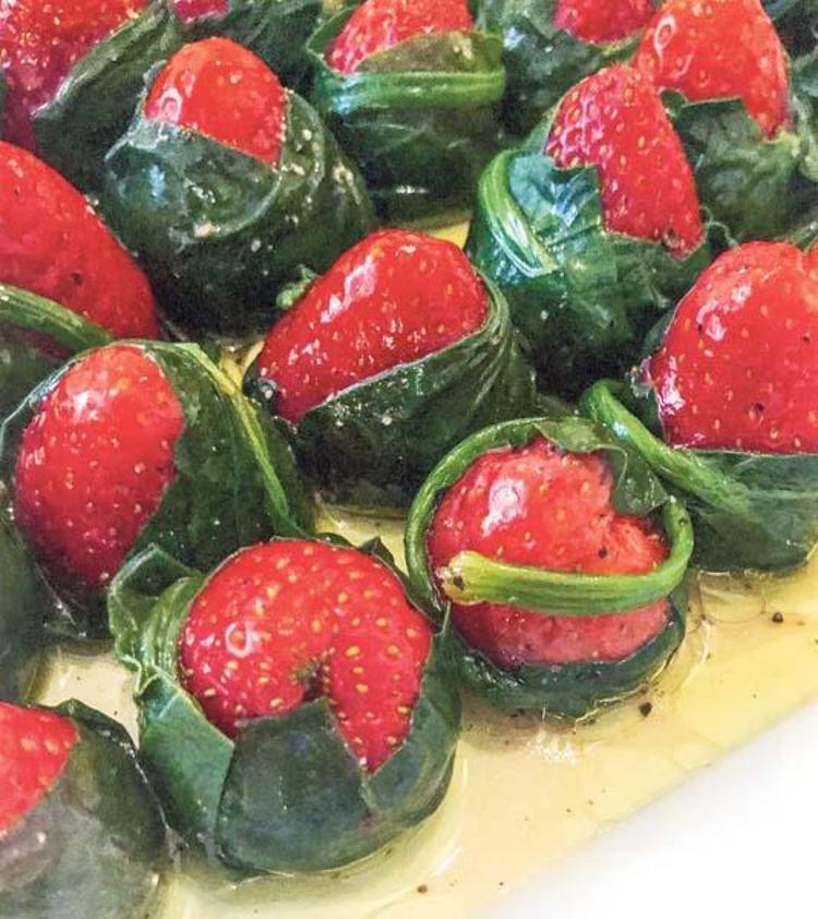25 yıllık davetlerin sırları