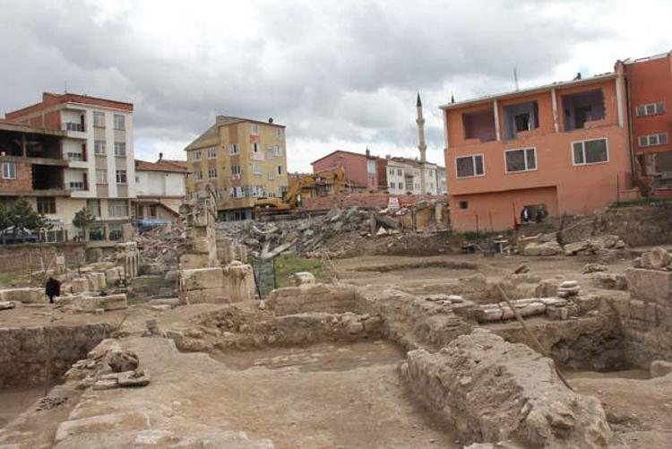 Yabancı turist üç şeye bakıyor: Kültür, fayda, inanç