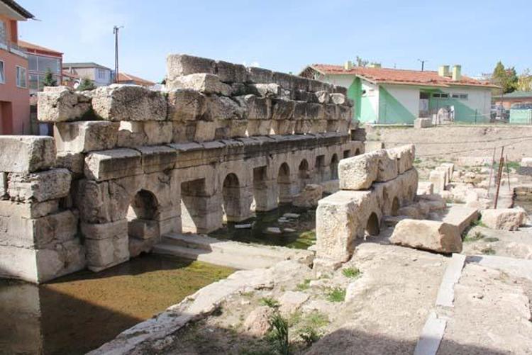 Yabancı turist üç şeye bakıyor: Kültür, fayda, inanç