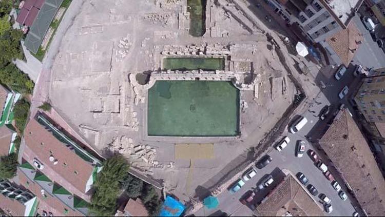 Yabancı turist üç şeye bakıyor: Kültür, fayda, inanç