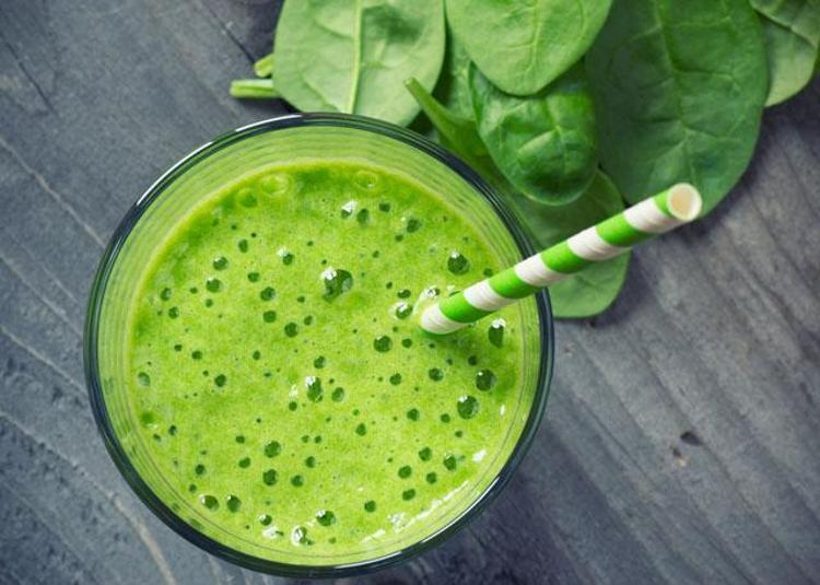 Beslenme ve Diyetetik Uzmanı Akar yaz mevsimi için şu içecekleri önerdi:Köpüklü elmalı limonata tarifi: