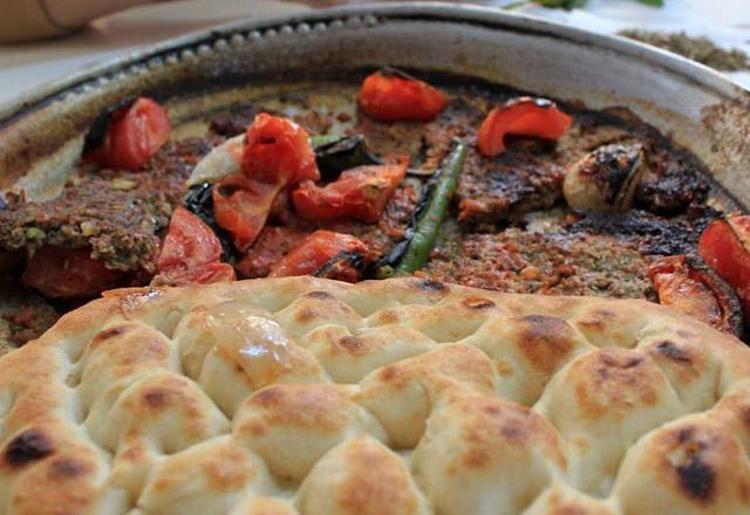 Tepsi kebabı
