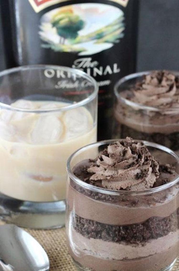 3 çikolatalı trifle: