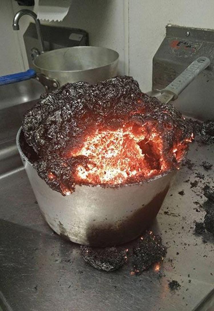 Kesinlikle yemek yapmaması gereken 60 kişi