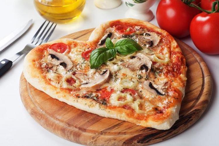 Kalpli pizza malzemeleri: