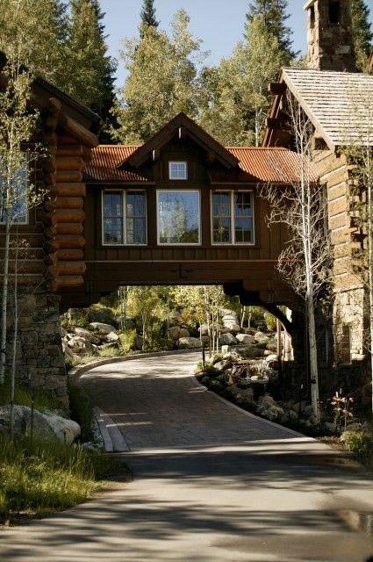 Unique home. Лесной дом рустикальный экстерьер. Стиль ранчо. Ранчо в американском стиле. Ранчо дом.