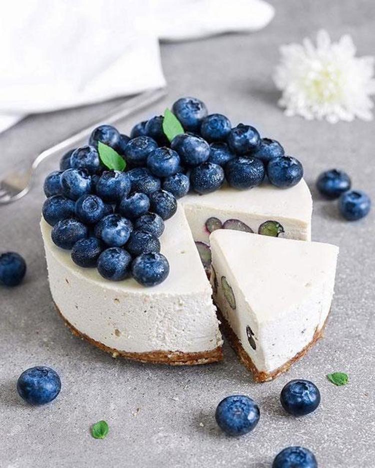 Instagram yıldızından birbirinden renkli vegan tarifler