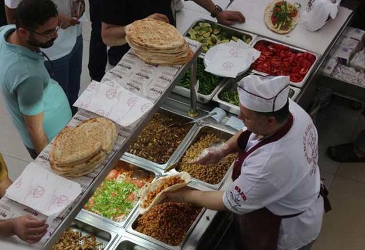 Gaziantepe özgü acılı ve besleyici lezzet: Nohut dürüm