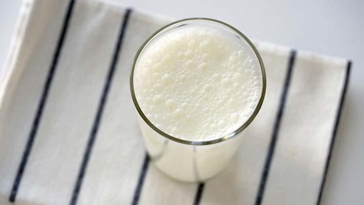 Sirke veya limon ve süt: Ev yapımı buttermilk