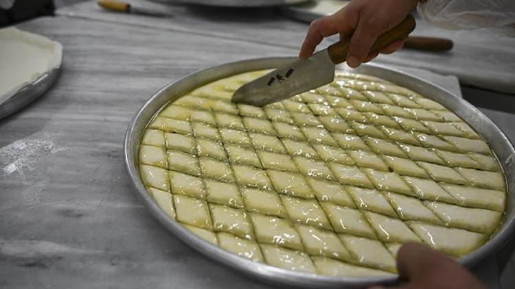 Gaziantep baklavası bu sene büyük tepsilerde satılmayacak