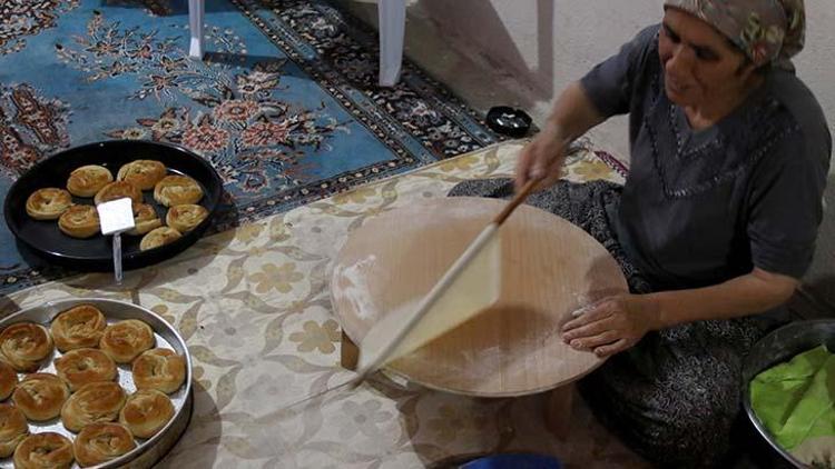 Gastronomi kentinin Ramazan Bayramına özel yöresel tatlısı: Açma kahke