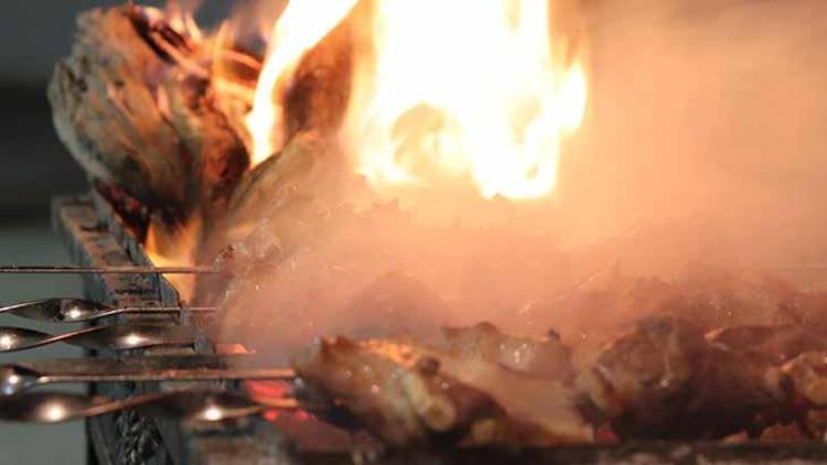 Bu hatayı sakın yapmayın, zehirleyebilir İşte şiş kebap ızgarada yapılan 9 hata...