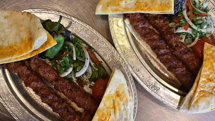 1 porsiyon yiyen 1,5 porsiyon istiyor Gaziantepte kebapçı ve beyrancılara yoğun ilgi