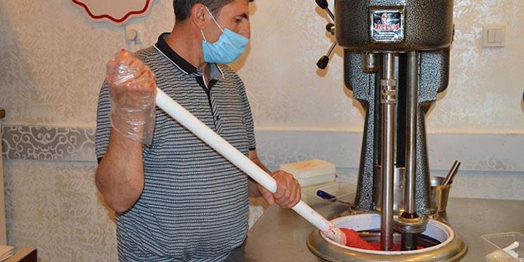 Elazığın patentli lezzeti: Vişneli dondurma