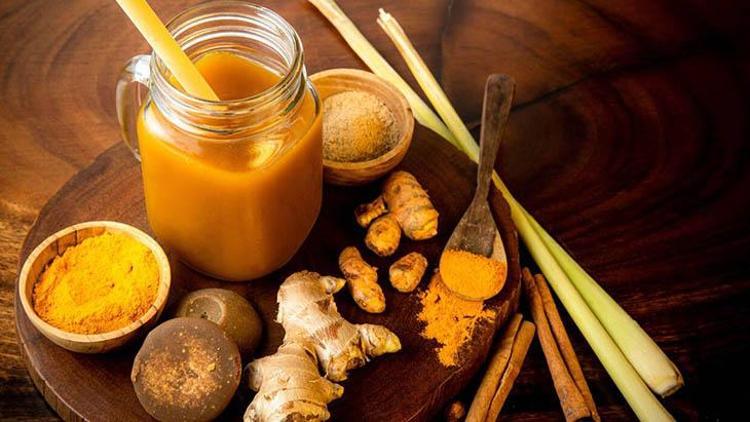 Her gün içtiğinizde bağışıklığı artıran şifalı içecek: Jamu
