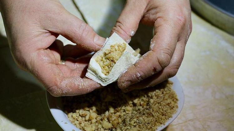 Çabuk tükeniyor 40 katlı muska baklavası sadece bu şehirde yapılıyor