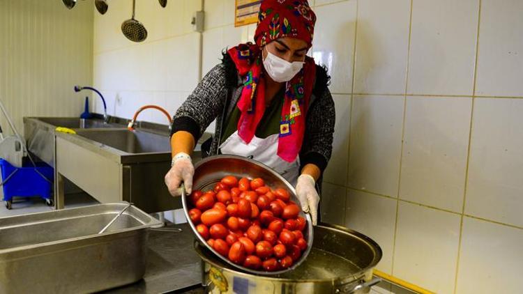 Domatesin reçeli mi olur diyenler bile tadına bayılıyor