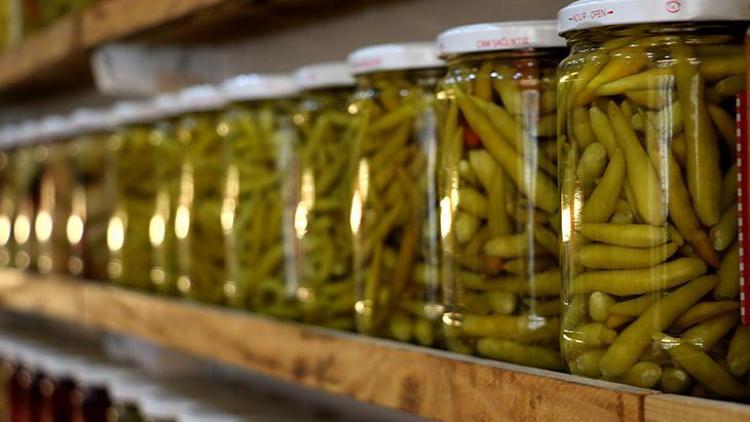 110 çeşit turşu arasında fındık turşusu da var