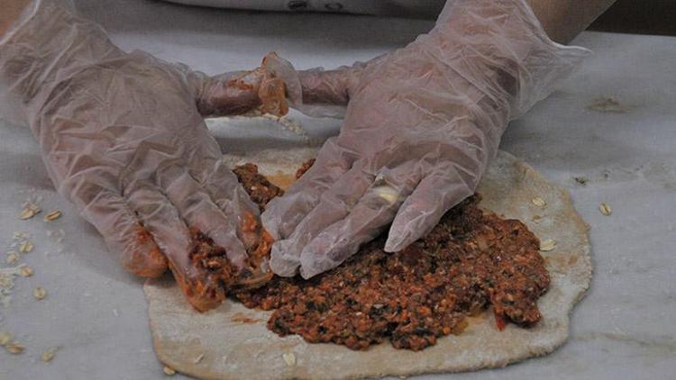 “Obezite ile savaşmakta etkili olduğu için yulaf ununu tercih ediyoruz”