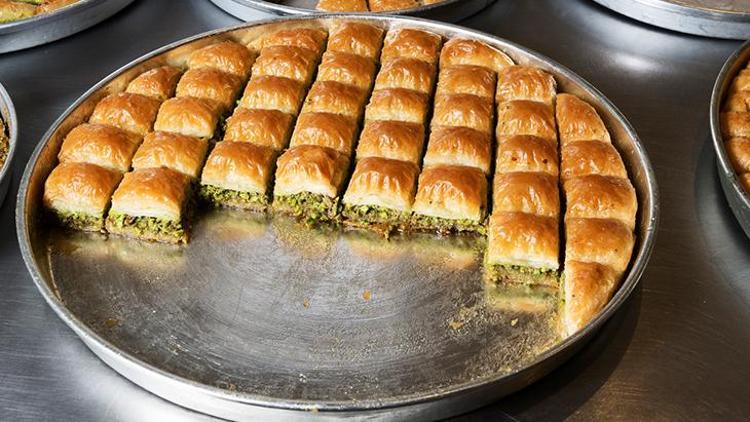 Kaliteli baklavayı bir bakışta anlamak için ipuçları