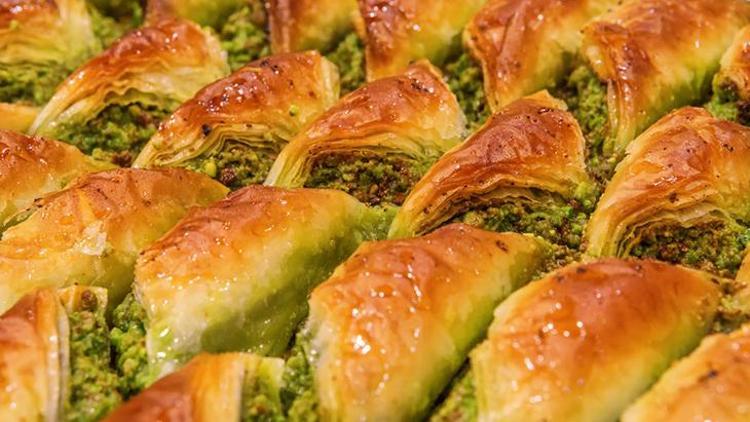 Kaliteli baklavayı bir bakışta anlamak için ipuçları