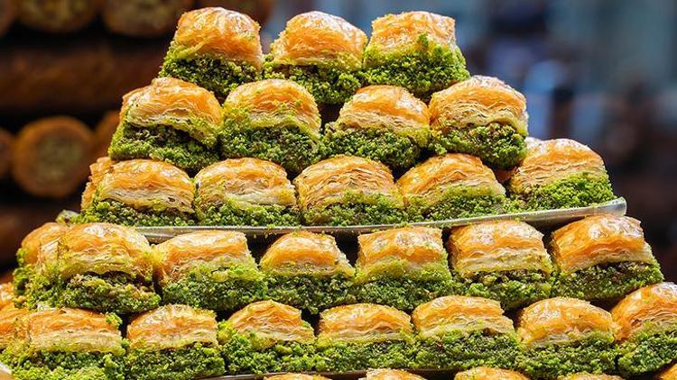 Kaliteli baklavayı bir bakışta anlamak için ipuçları